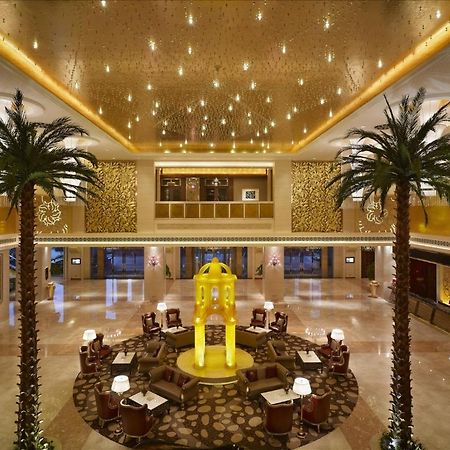 Sovereign Hotel Zhanjiang Esterno foto