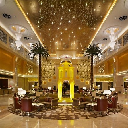 Sovereign Hotel Zhanjiang Esterno foto