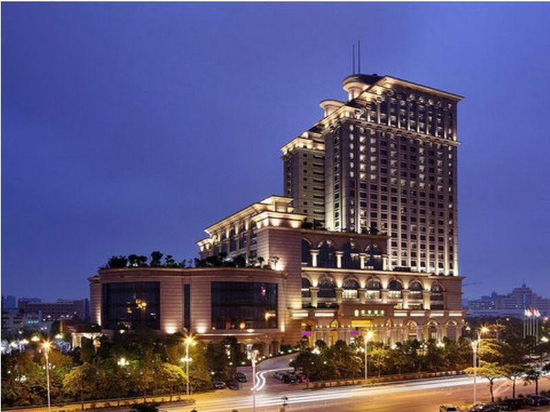 Sovereign Hotel Zhanjiang Esterno foto