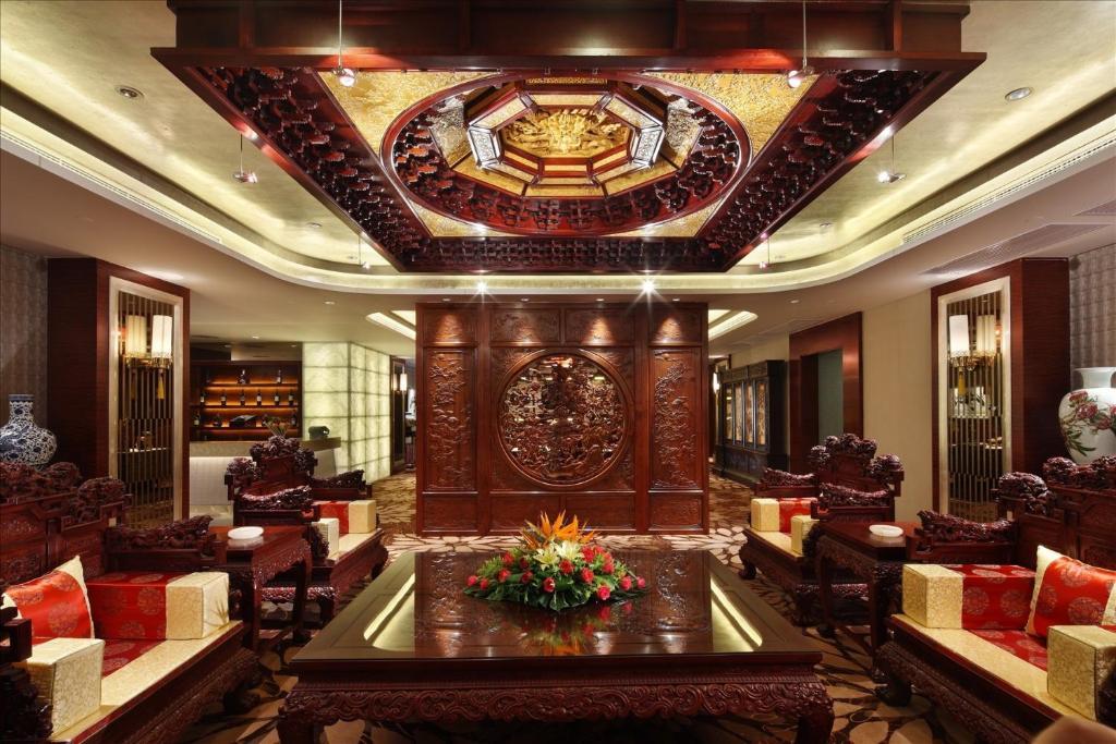 Sovereign Hotel Zhanjiang Esterno foto